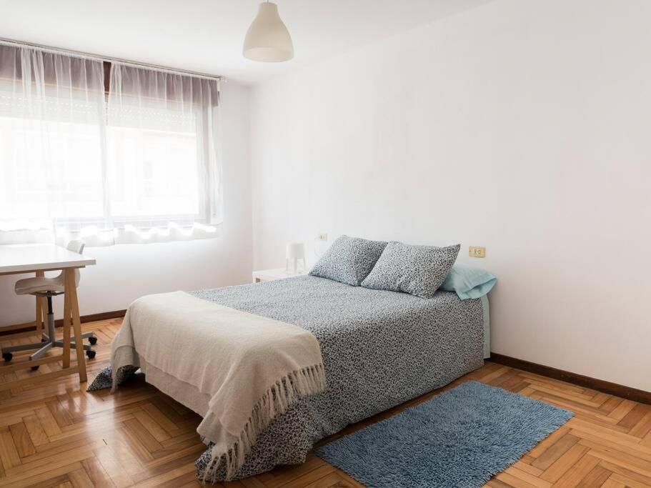 Piso Luminoso En El Centro De Vigo Para 8 Personas Eksteriør bilde